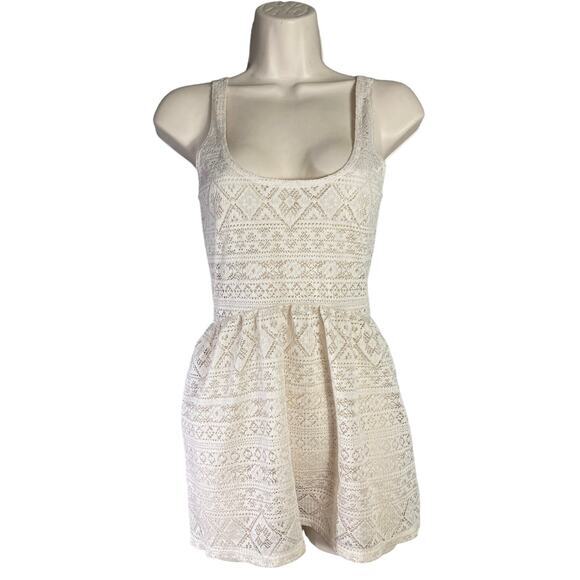 Kirra Women’s XS White Crochet Summer Dress Sleeveless Short Beach Boho Style - Picture 1 of 10